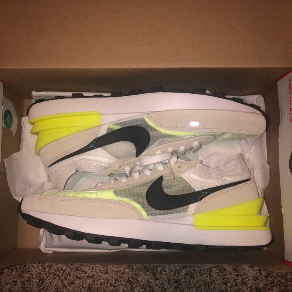 Nike Waffle One W 9.5